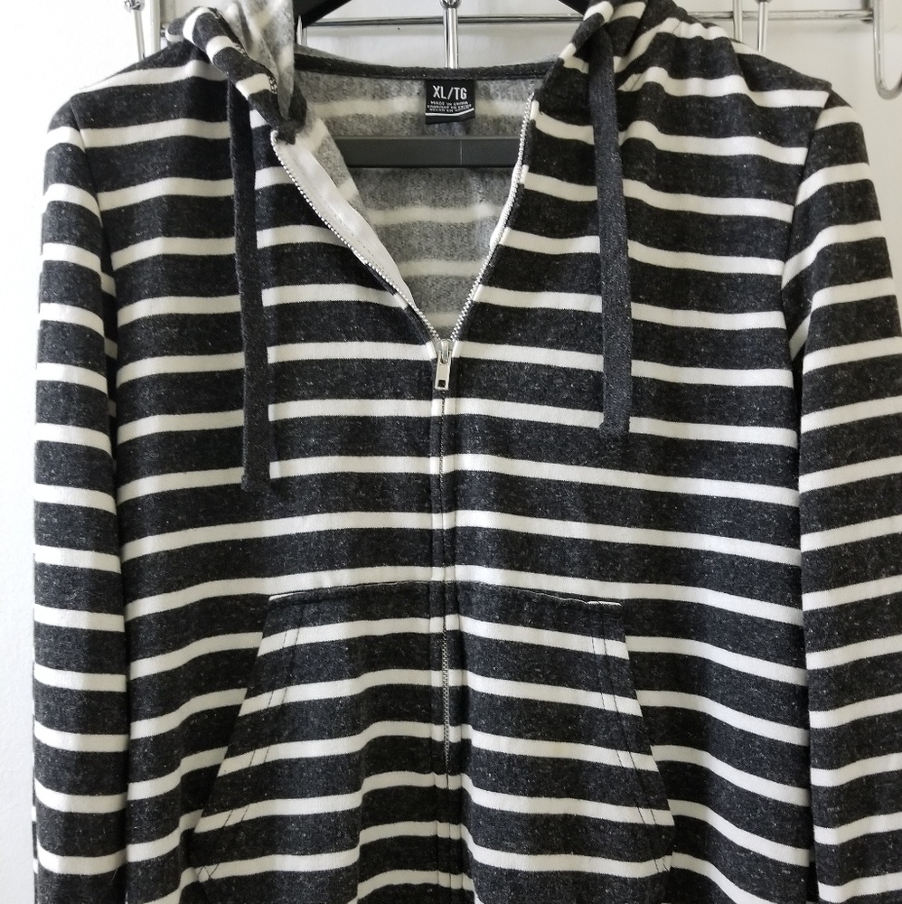 Gray and white hoodie